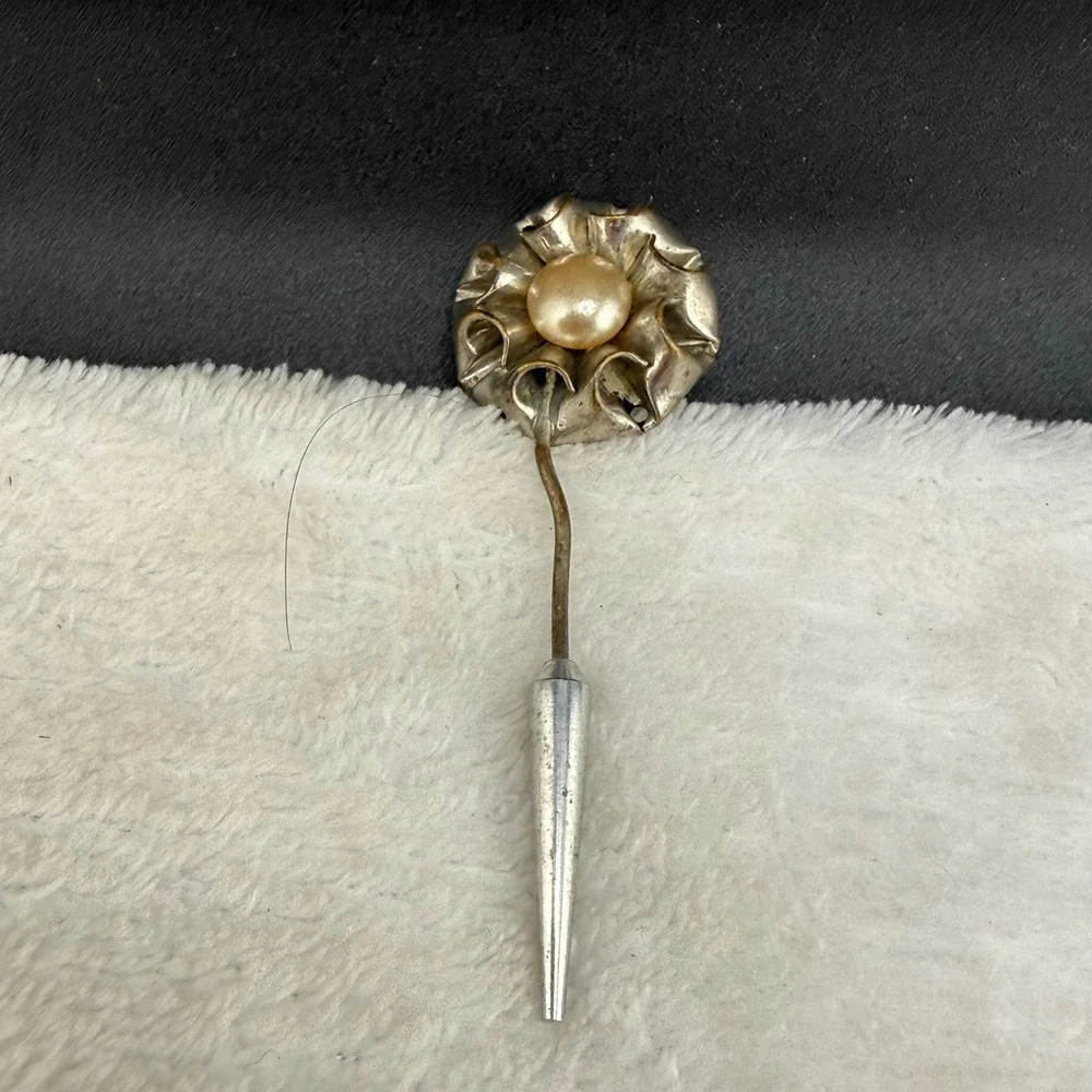 Vintage Stick Pin Silver Tone Flower Faux Pearl Textured Lapel READ